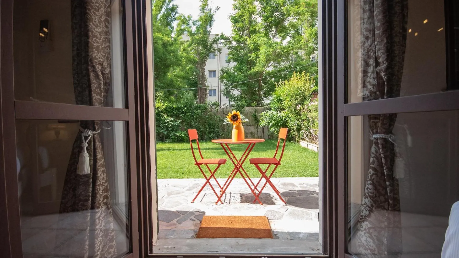 Guest house Regina Rooms Pisa Italy