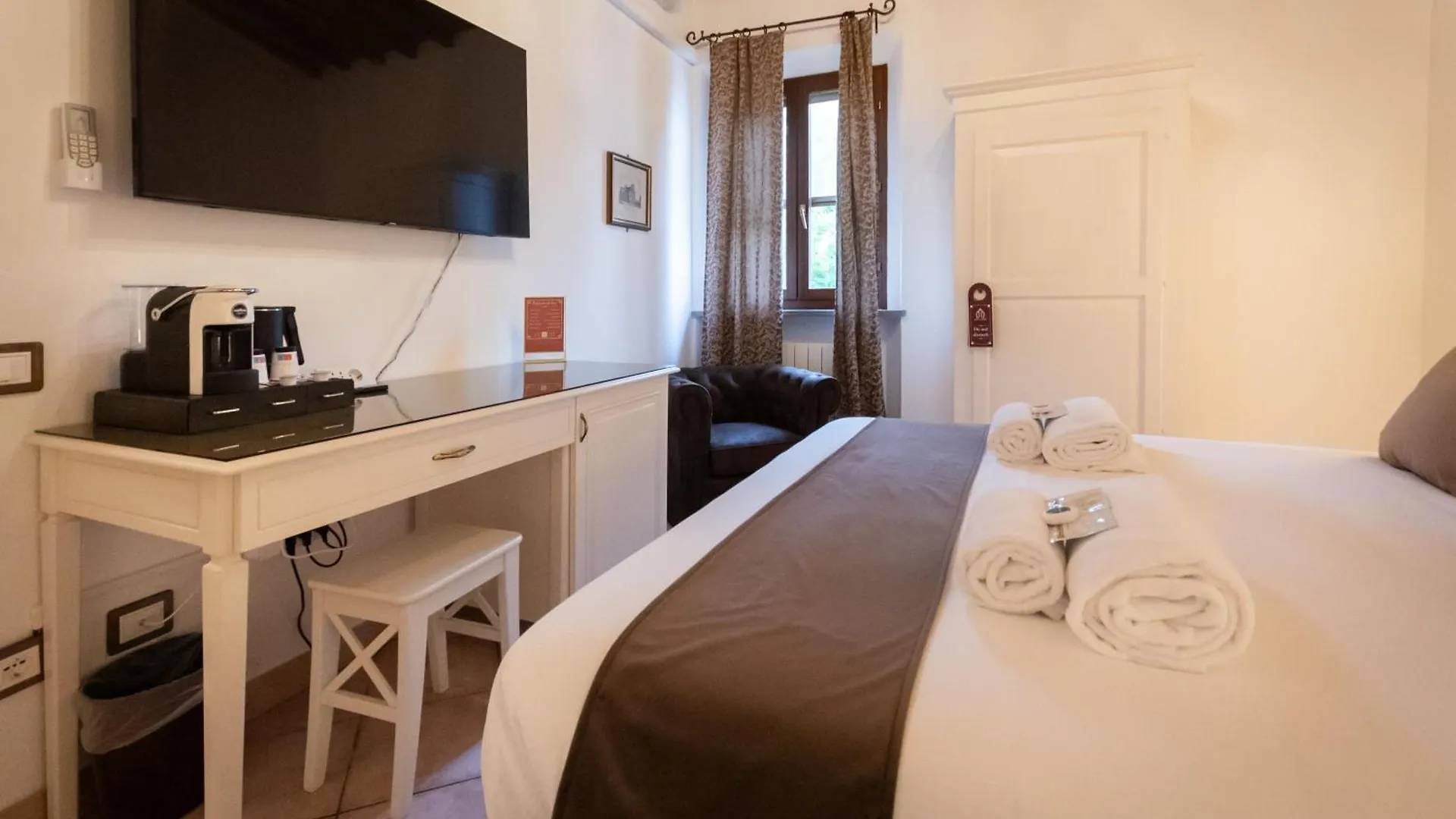 Gasthof Regina Rooms Pisa Italien